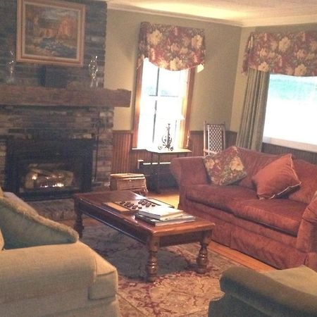 Smugglers Notch Inn Jeffersonville Экстерьер фото